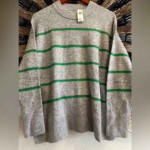 Aerie Sweater NWT - Picture 1 of 2